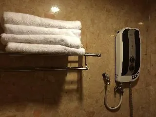 Simpang Ampat  Hotel Zamburger Sungai Bakap